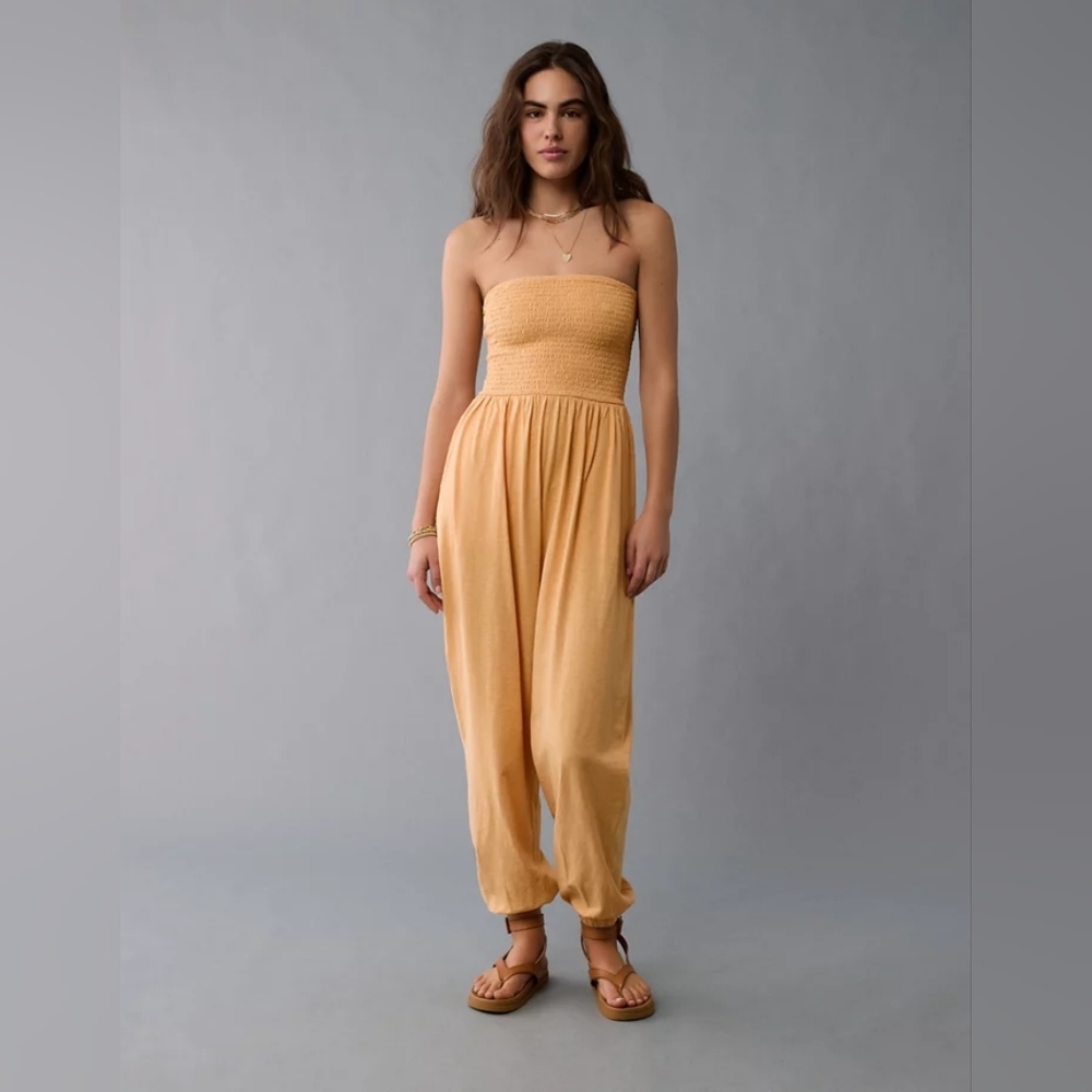 American Eagle Sunchaser Knit Smocked Tube Jumpsuit 🧡